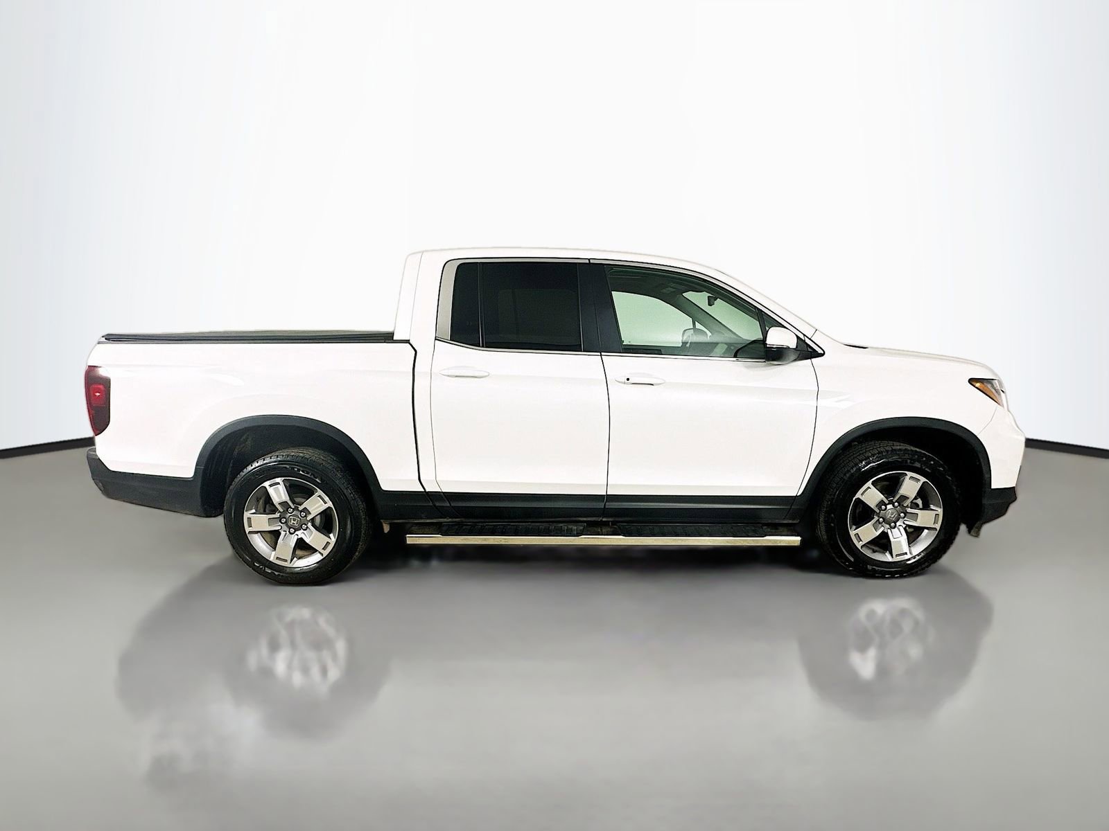 Used 2025 Honda Ridgeline RTL image 4