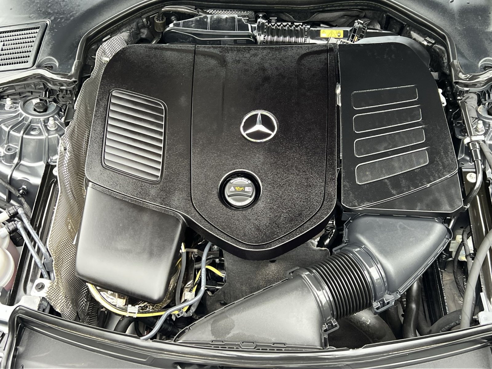 Certified 2026 Mercedes-Benz C 300 4MATIC Sedan image 34