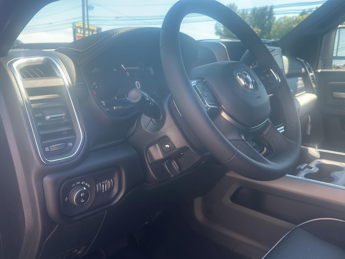 New 2026 RAM 2500 Laramie w/ Sport Appearance Package AWD/4WD image 11
