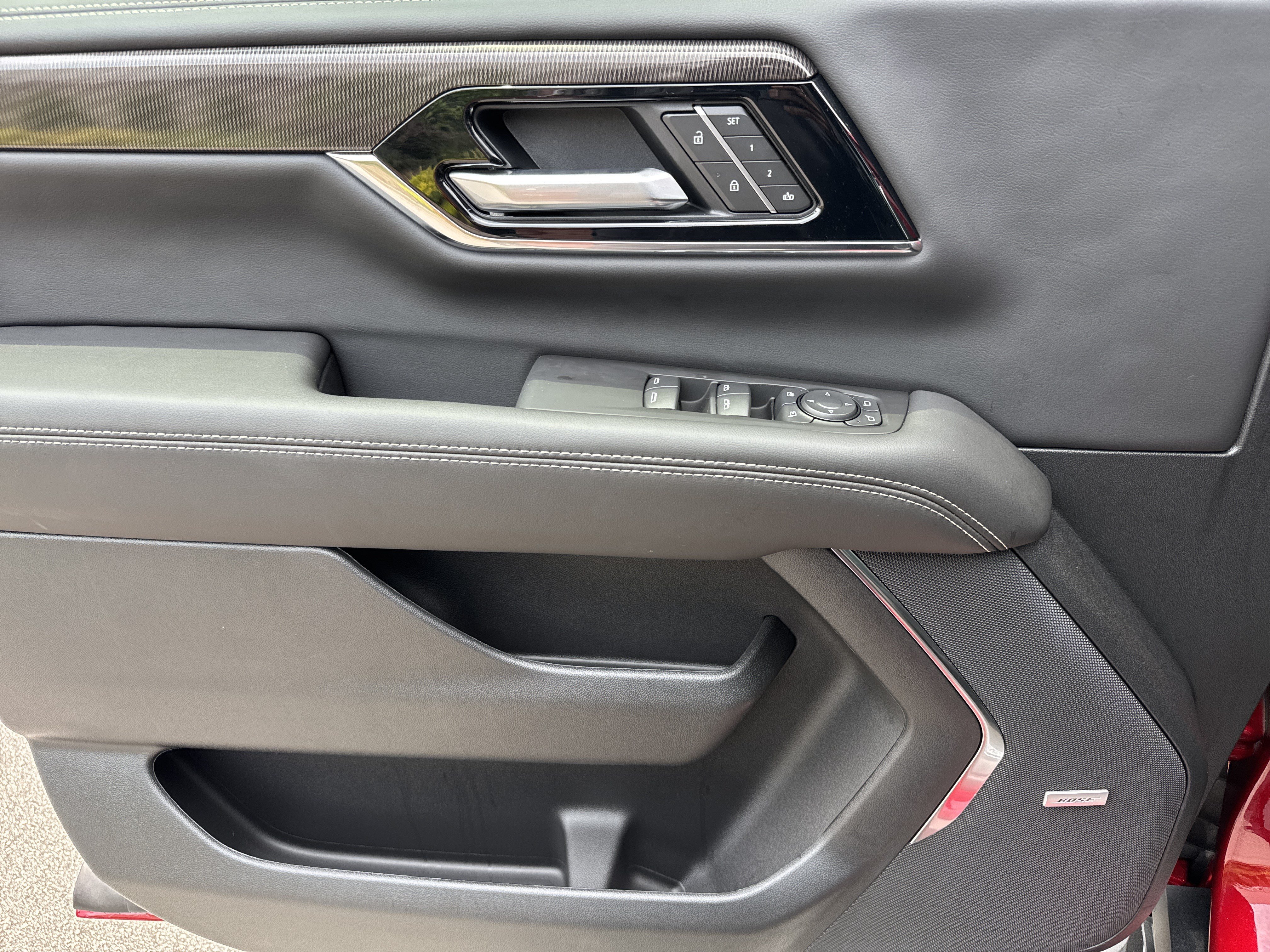 New 2026 GMC Yukon XL Elevation AWD/4WD image 14