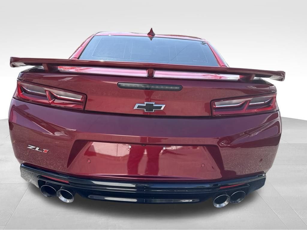 Used 2018 Chevrolet Camaro ZL1 RWD image 6