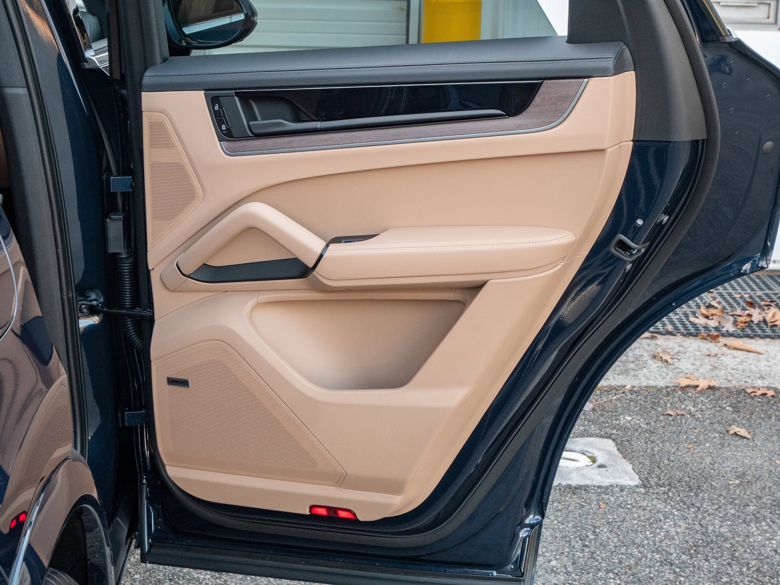 New 2026 Porsche Cayenne S AWD/4WD image 38