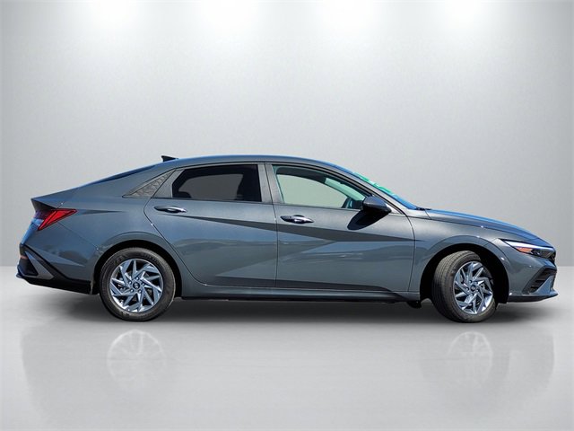 New 2025 Hyundai Elantra Blue w/ Cargo Package image 4