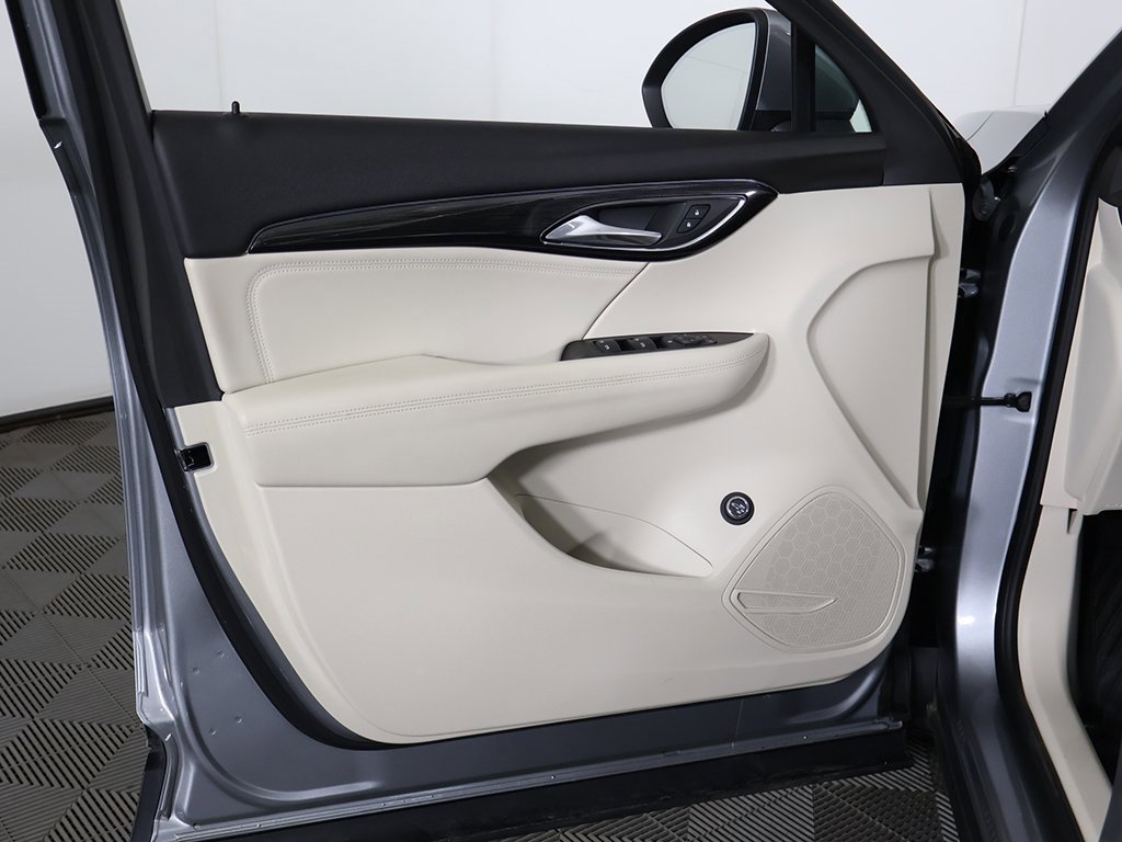 Used 2023 Buick Envision Preferred image 23