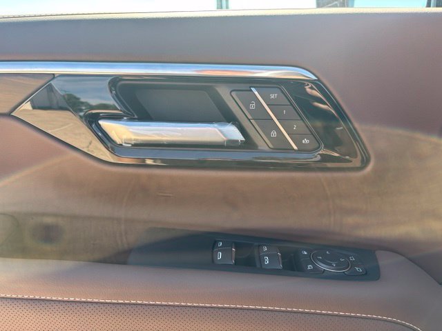 New 2026 Chevrolet Tahoe High Country w/ Sun And Tow Package AWD/4WD image 19