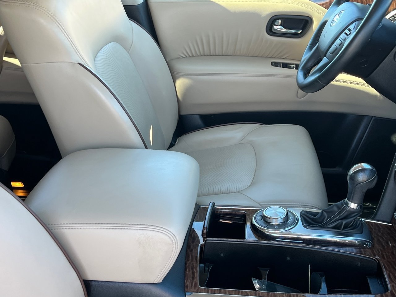 Used 2019 Nissan Armada Platinum w/ Captain's Chairs Package AWD/4WD image 10