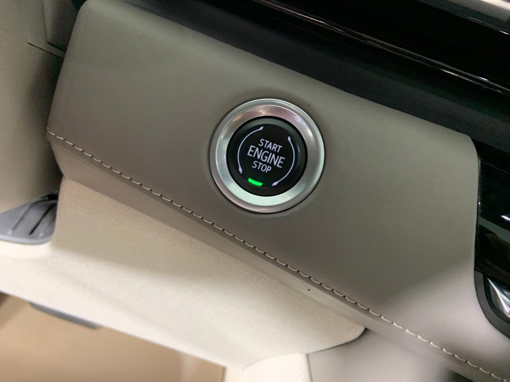 Used 2022 Cadillac Escalade Sport Platinum image 33