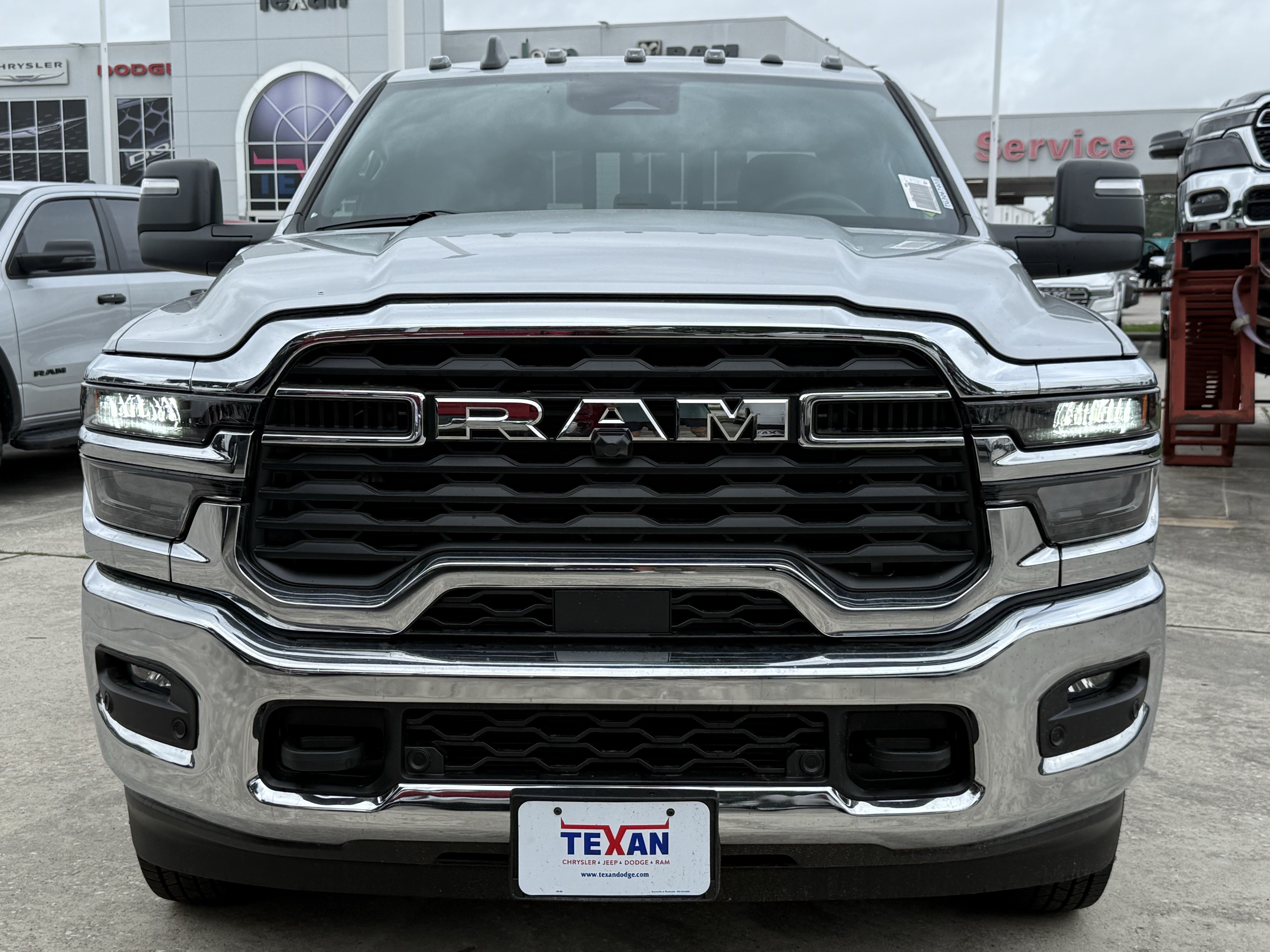 New 2026 RAM 3500 Tradesman AWD/4WD image 7