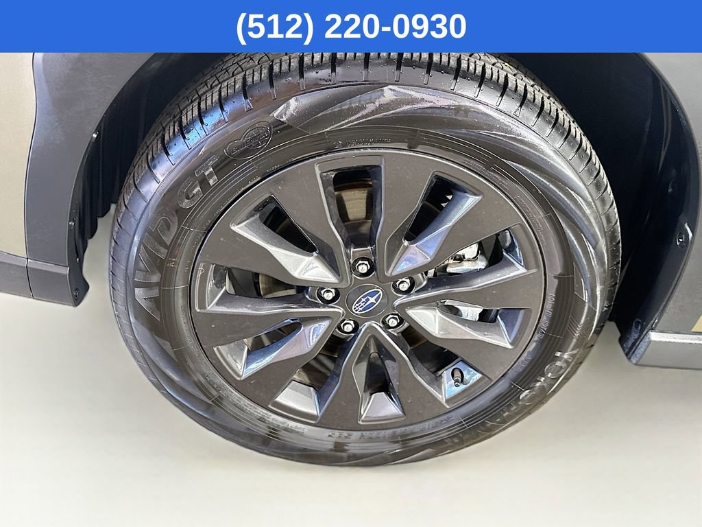 Certified 2025 Subaru Outback Onyx Edition image 40