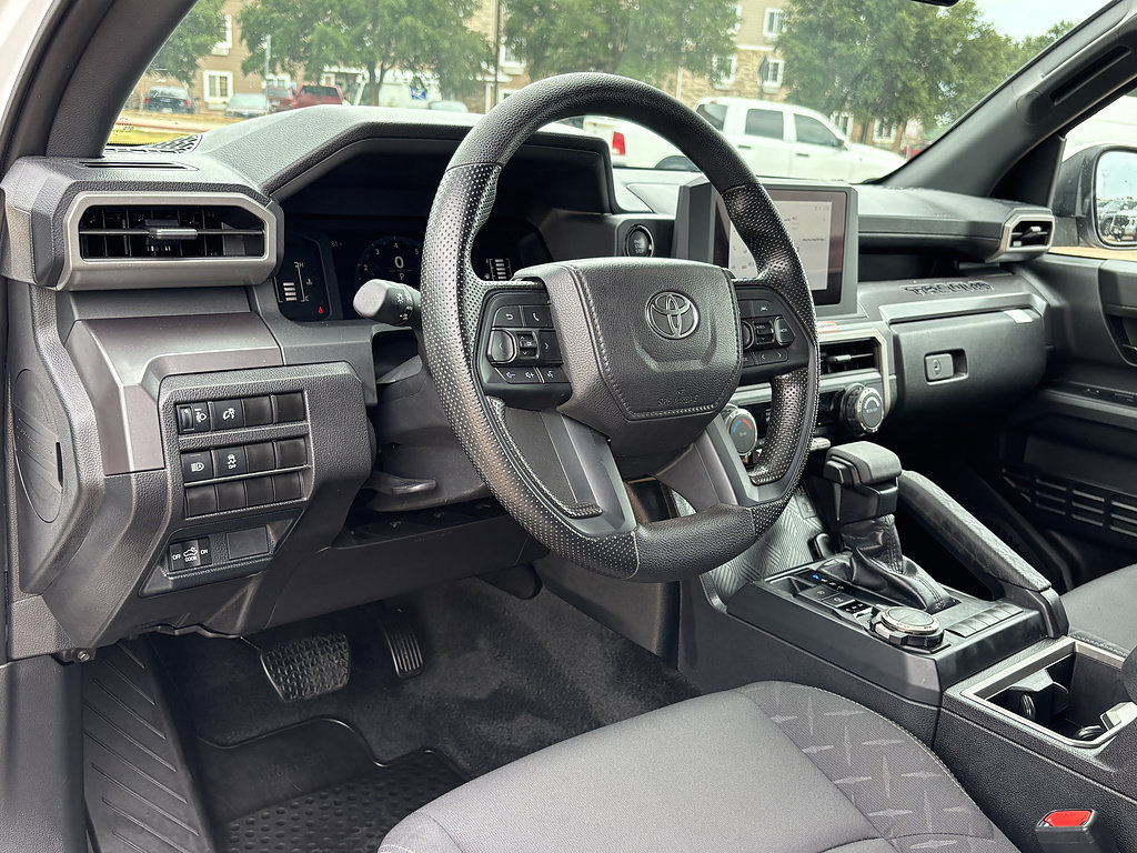 Certified 2026 Toyota Tacoma SR5 AWD/4WD image 11