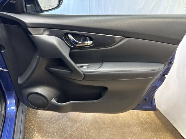 Used 2018 Nissan Rogue S FWD image 24