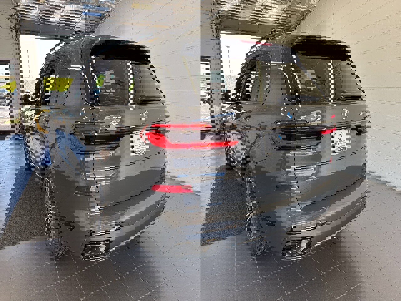 New 2026 BMW X7 xDrive40i w/ M Sport Package image 6