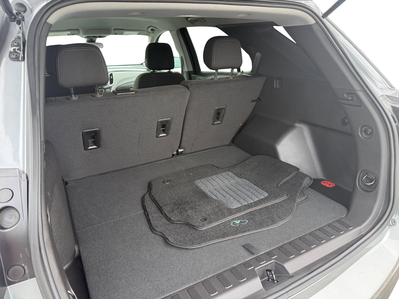 Used 2024 Chevrolet Equinox LS w/ LS Convenience Package FWD image 12