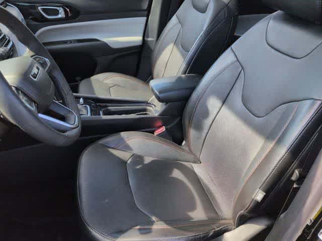 Used 2023 Jeep Compass Limited w/ Sun and Sound Group AWD/4WD image 15