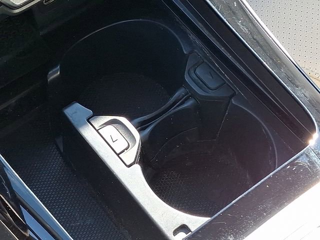 Used 2025 Mercedes-Benz C 300 4MATIC Sedan image 28