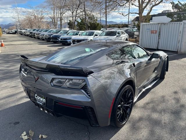 Used 2016 Chevrolet Corvette Z06 w/ 3LZ Preferred Equipment Group image 8