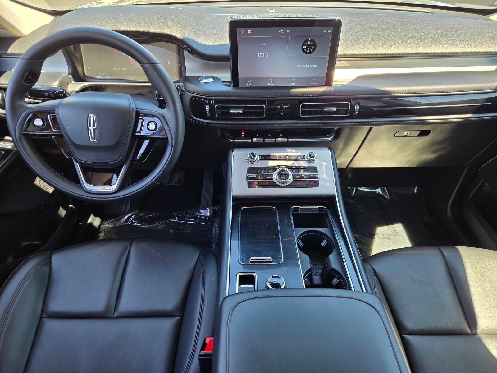 Used 2024 Lincoln Aviator 2WD w/ Premium Package image 14