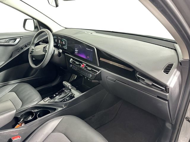 Used 2023 Kia Niro EX Touring image 27