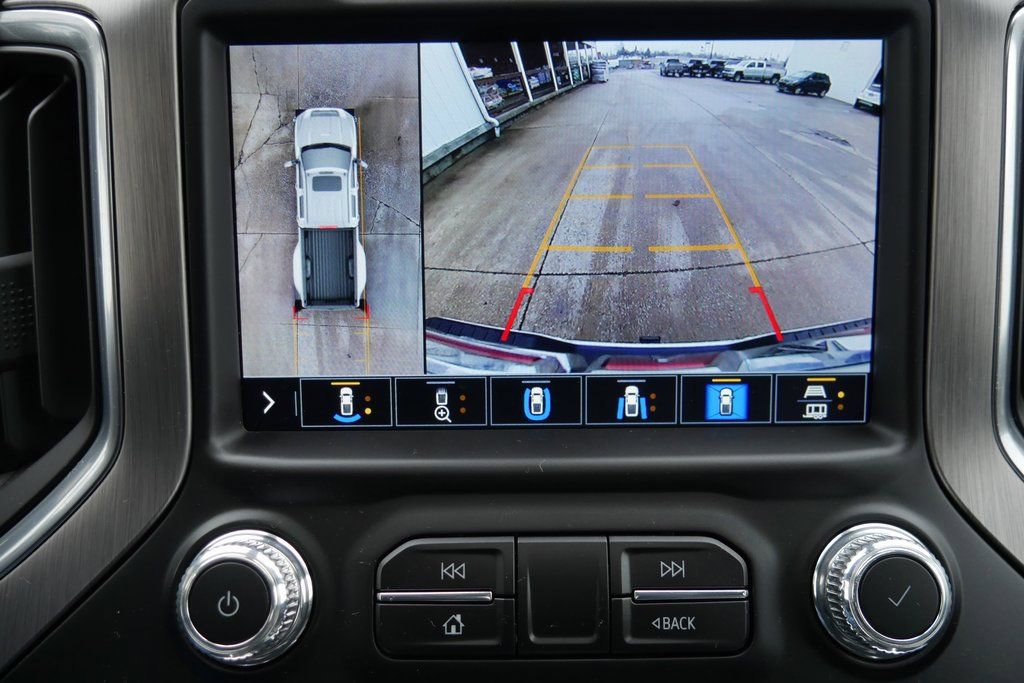 Used 2023 GMC Sierra 3500 Denali w/ Denali Ultimate Package image 17