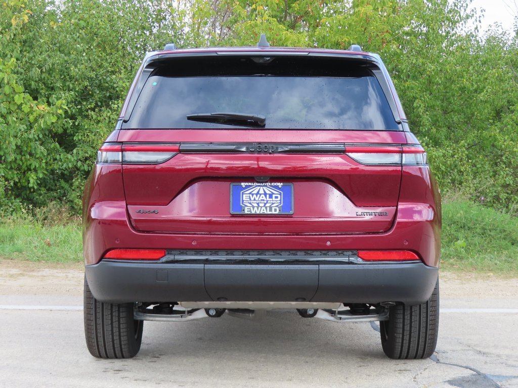 New 2025 Jeep Grand Cherokee Limited w/ Luxury Tech Group II image 18