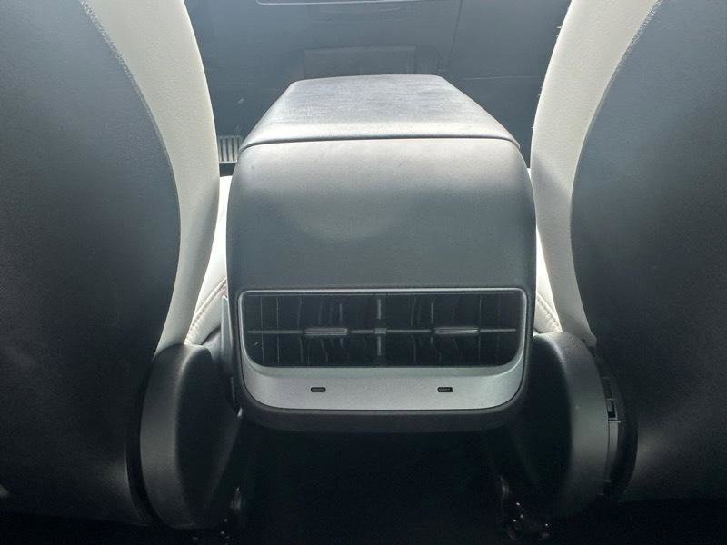 Used 2021 Tesla Model 3 Performance image 51