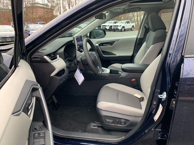 New 2025 Toyota RAV4 XLE w/ Convenience Package image 30