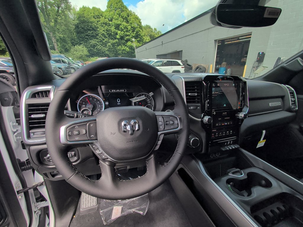 New 2026 RAM 1500 Big Horn AWD/4WD image 12