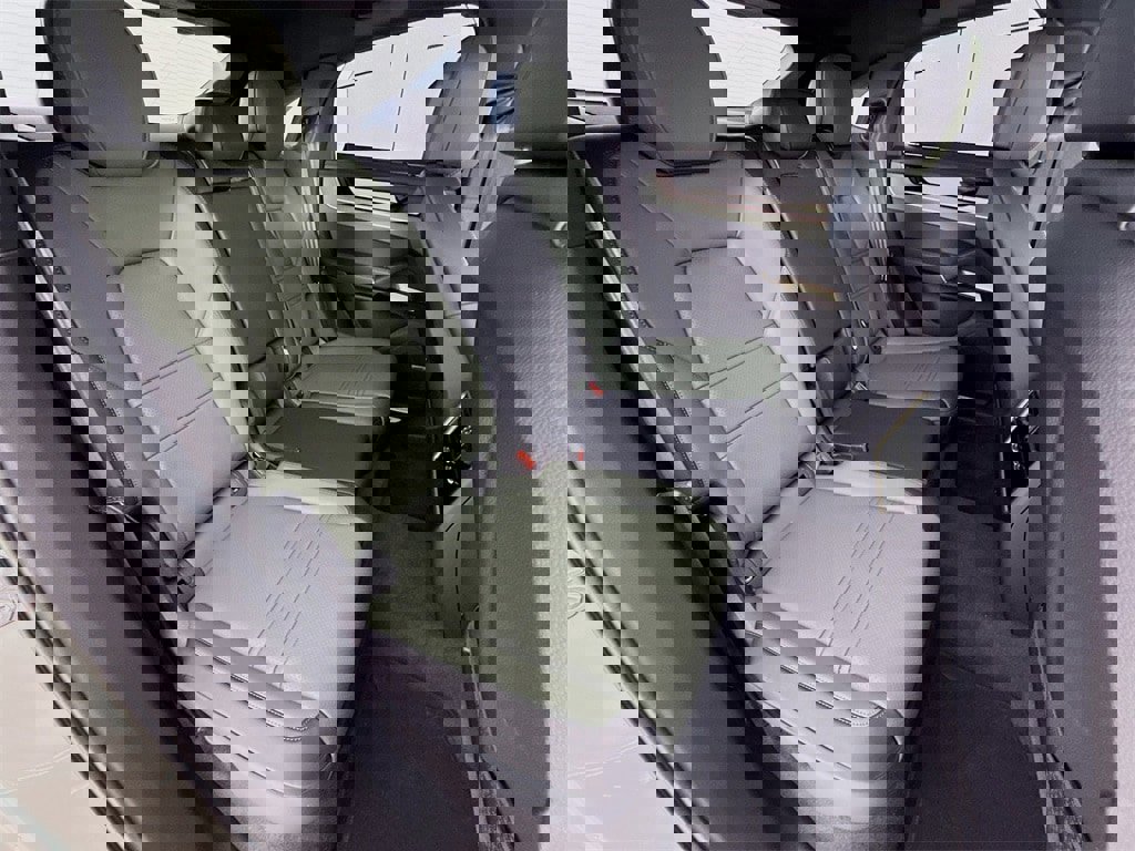 New 2026 Porsche Cayenne image 30