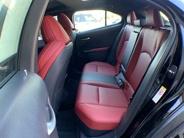 Used 2019 Lexus UX 200 F Sport w/ F Sport Premium Package FWD image 23