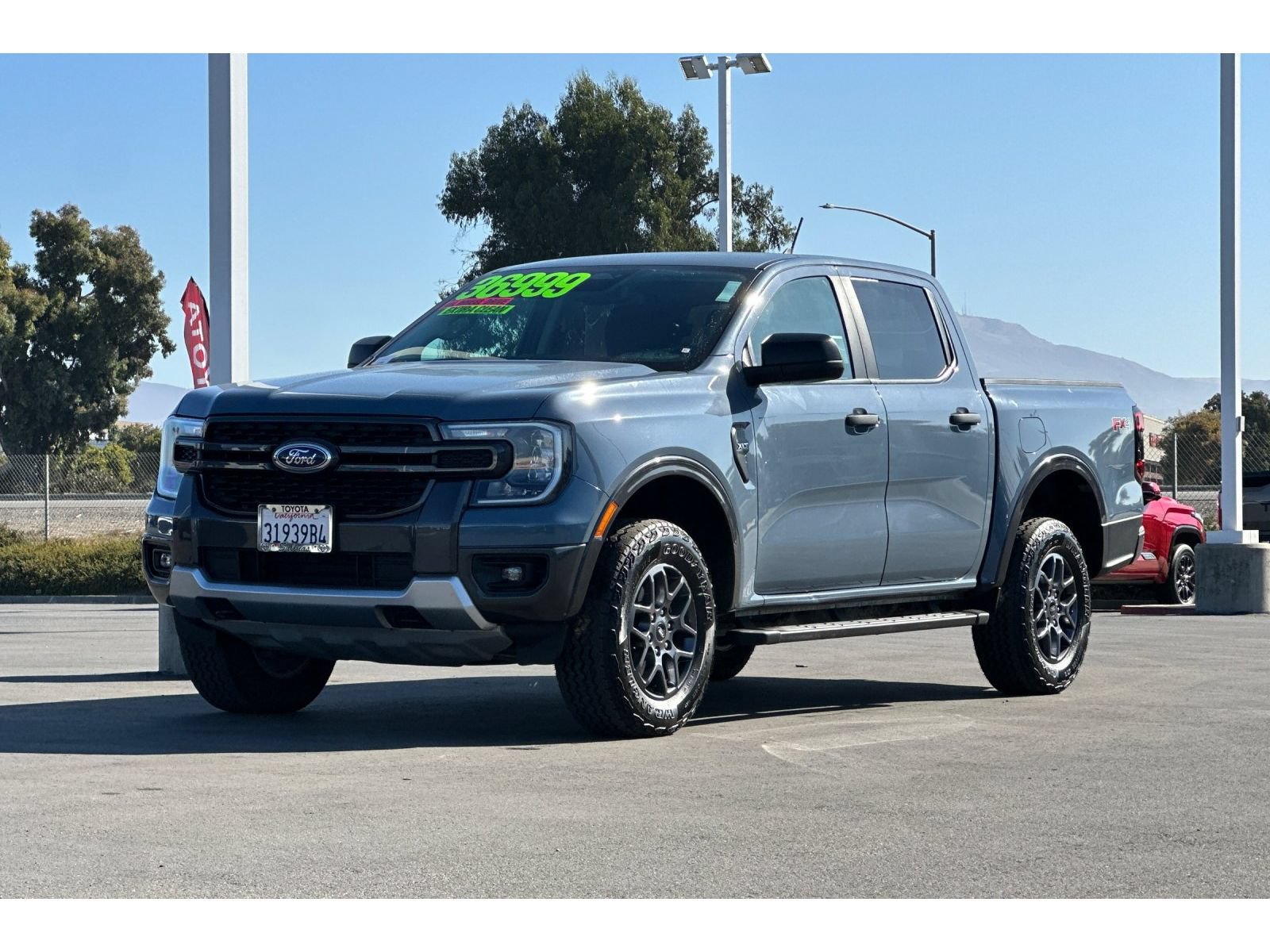 Used 2024 Ford Ranger XLT w/ FX4 Off-Road Package AWD/4WD image 8