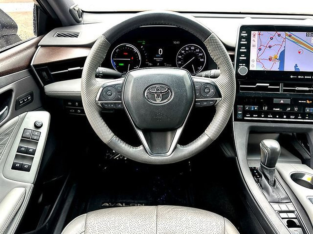 Used 2022 Toyota Avalon Limited w/ Advanced Safety Package FWD image 25