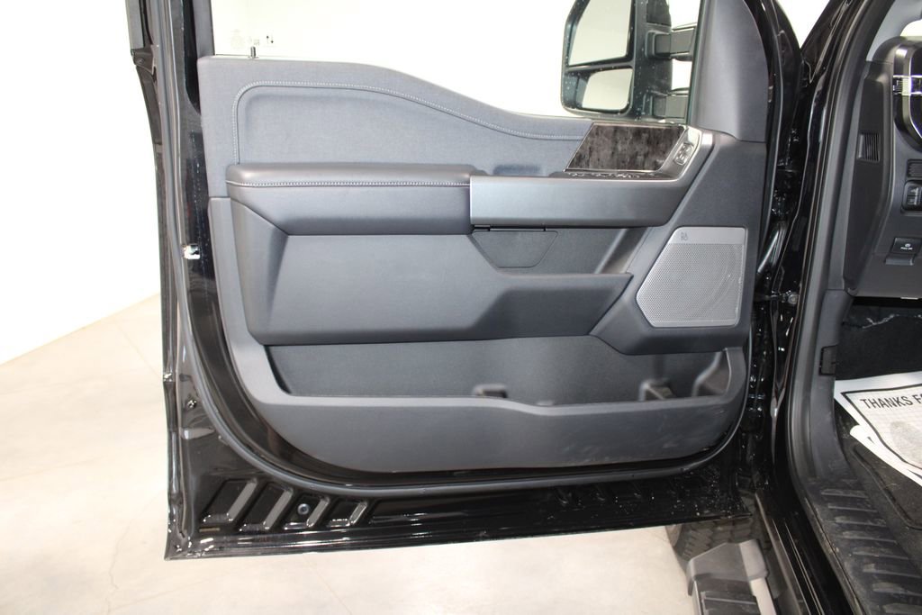 New 2025 Ford F250 Lariat w/ Lariat Ultimate Package image 23