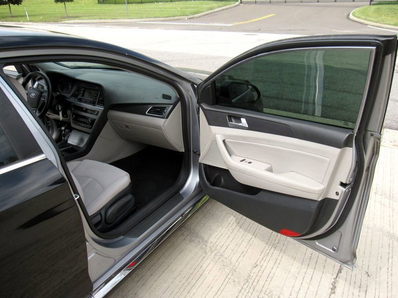 Used 2015 Hyundai Sonata Sport FWD image 21