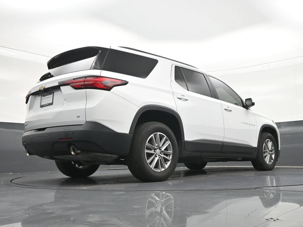 Used 2023 Chevrolet Traverse LT FWD image 27