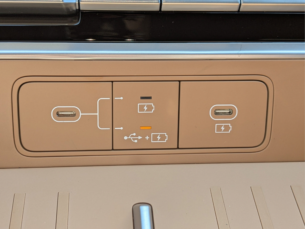 New 2027 Hyundai Santa Fe Calligraphy FWD image 17