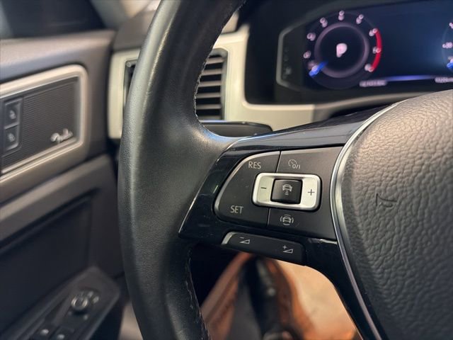 Used 2019 Volkswagen Atlas SEL Premium image 34