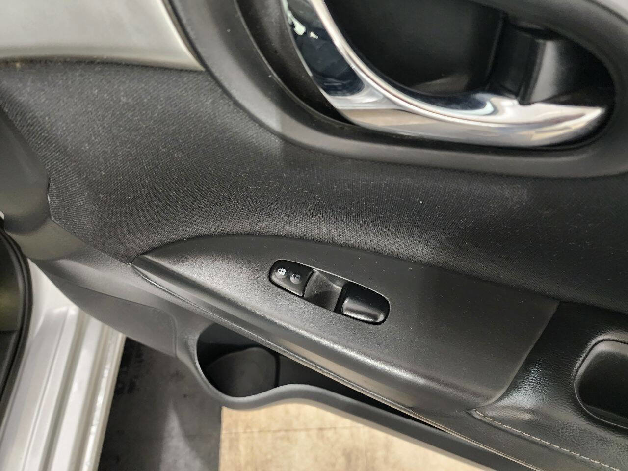 Used 2018 Nissan Sentra S image 22