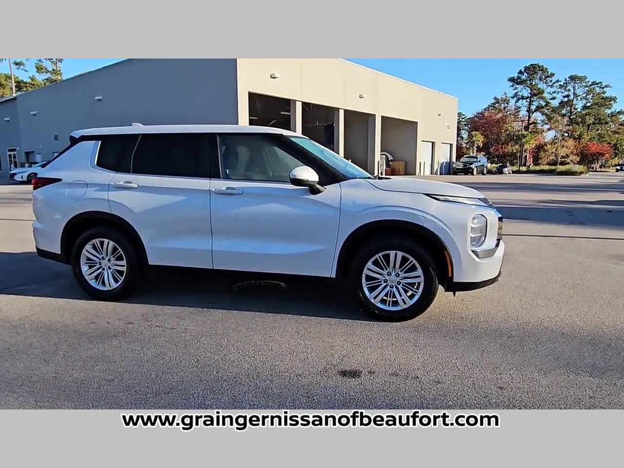 Used 2022 Mitsubishi Outlander ES image 36