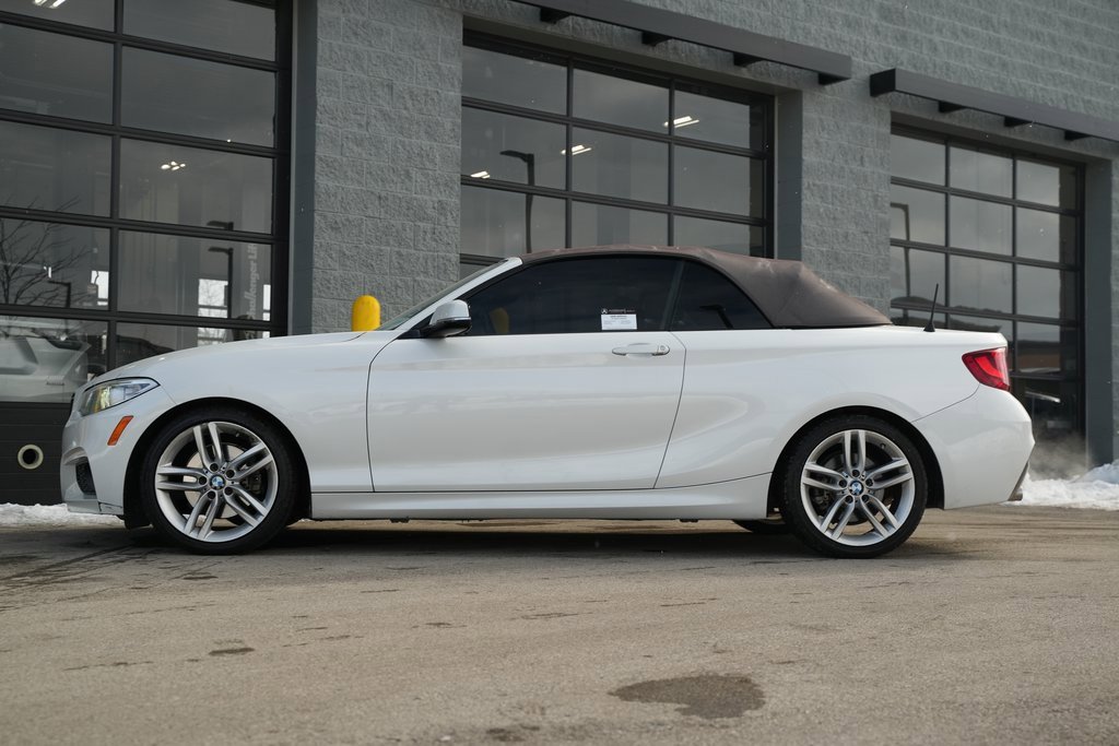 Used 2017 BMW 230i Convertible image 22