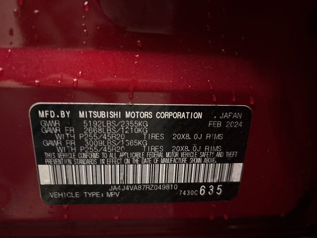 Used 2024 Mitsubishi Outlander SE image 13