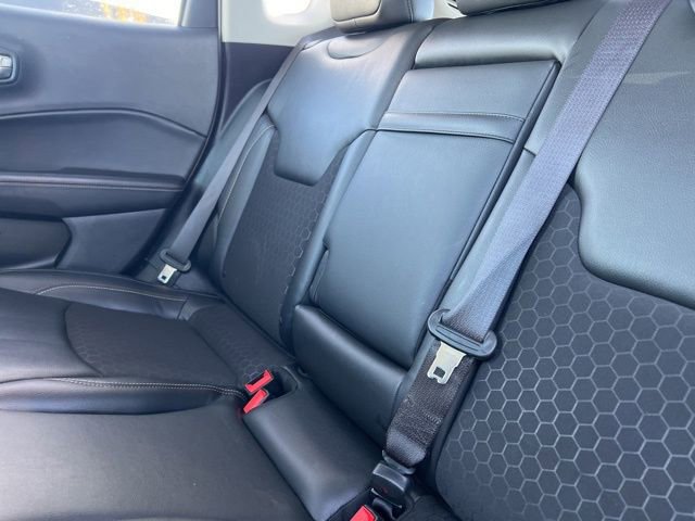 Used 2019 Jeep Compass Latitude w/ Popular Equipment Group image 27