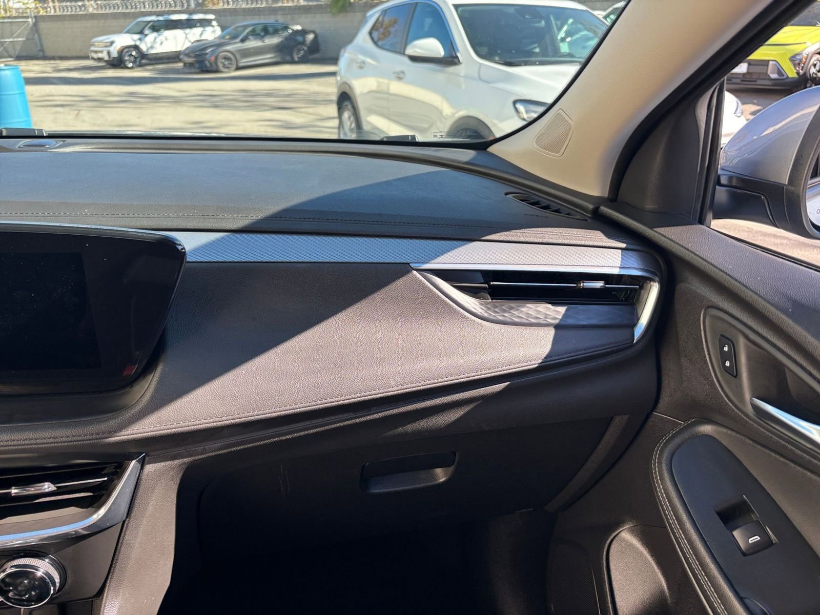 Used 2025 Buick Encore GX Preferred image 35