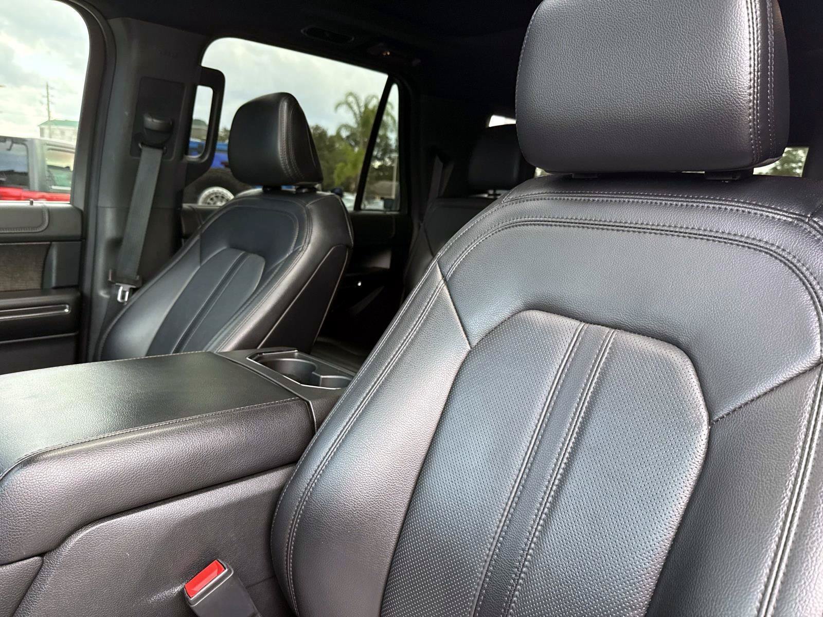 Used 2021 Ford Expedition Max Limited RWD image 23