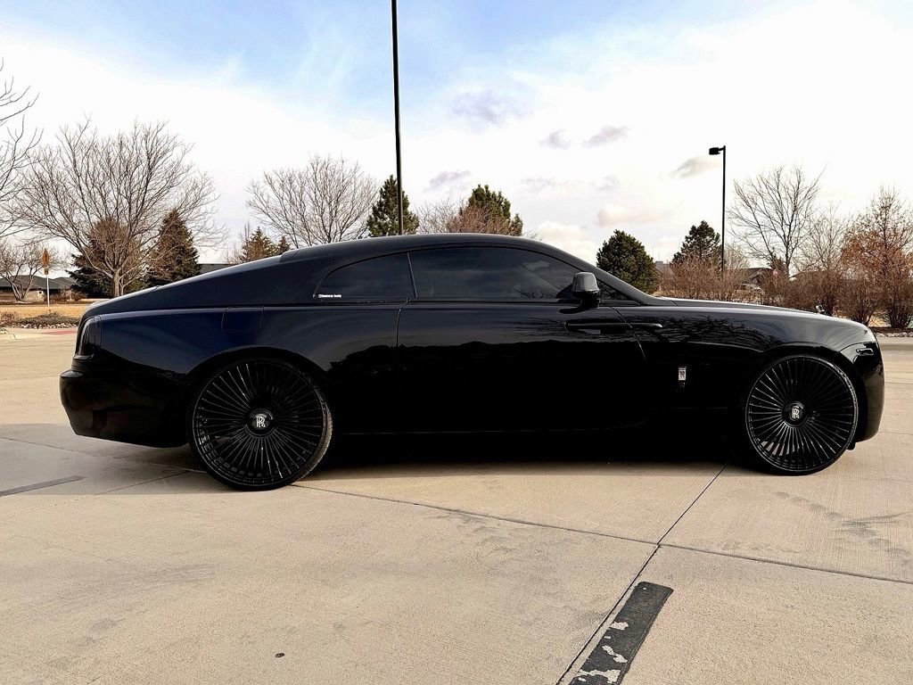 Used 2016 Rolls-Royce Wraith image 19