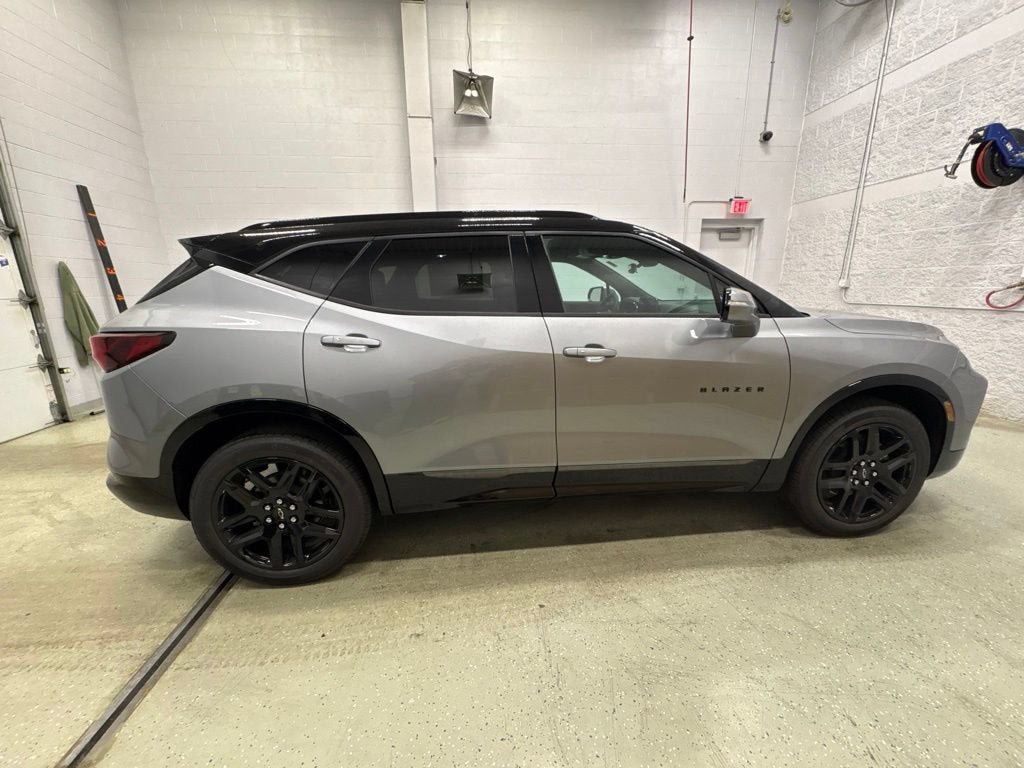 New 2026 Chevrolet Blazer RS w/ Driver Confidence II Package AWD/4WD image 3