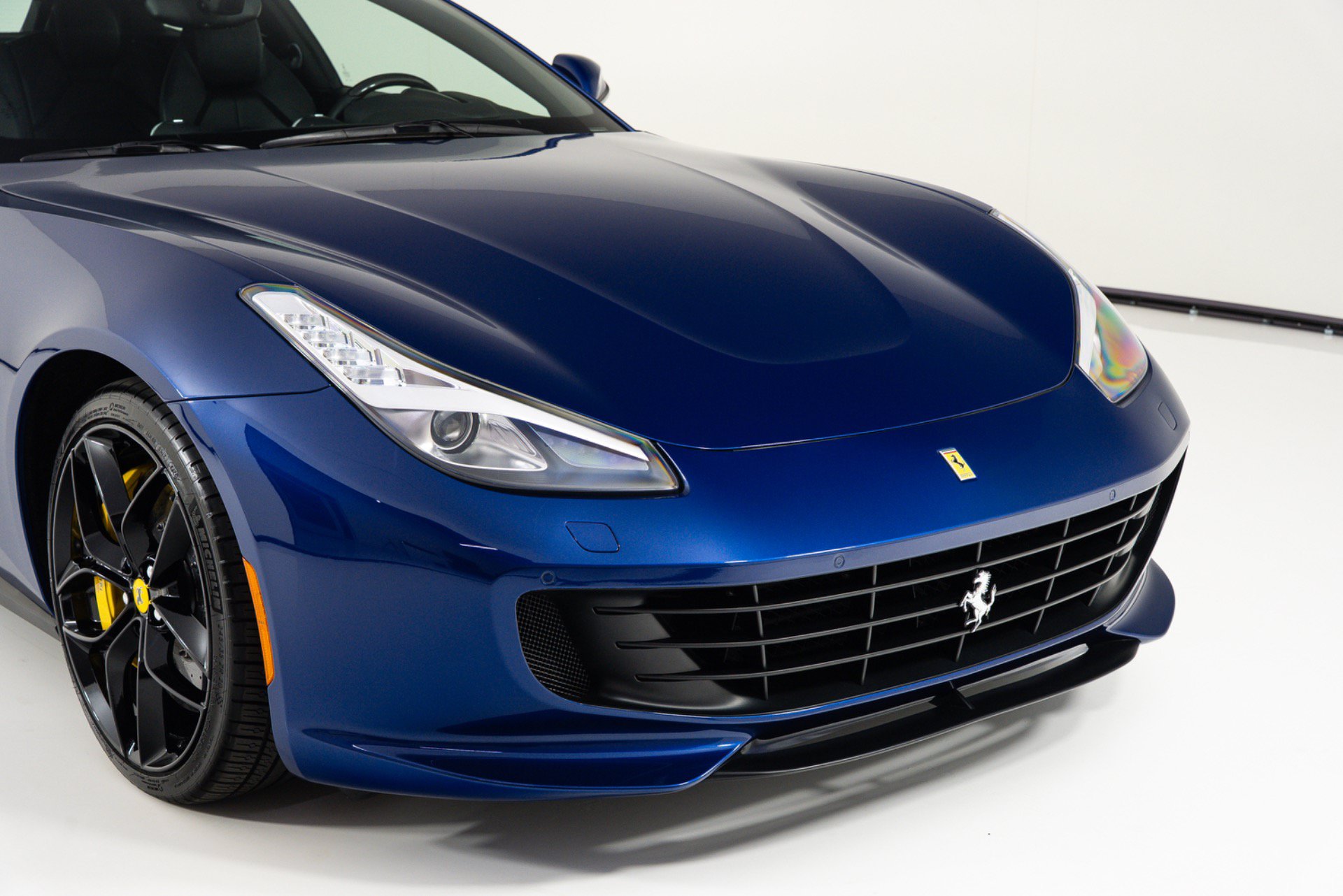 Used 2019 Ferrari GTC4Lusso T RWD image 56