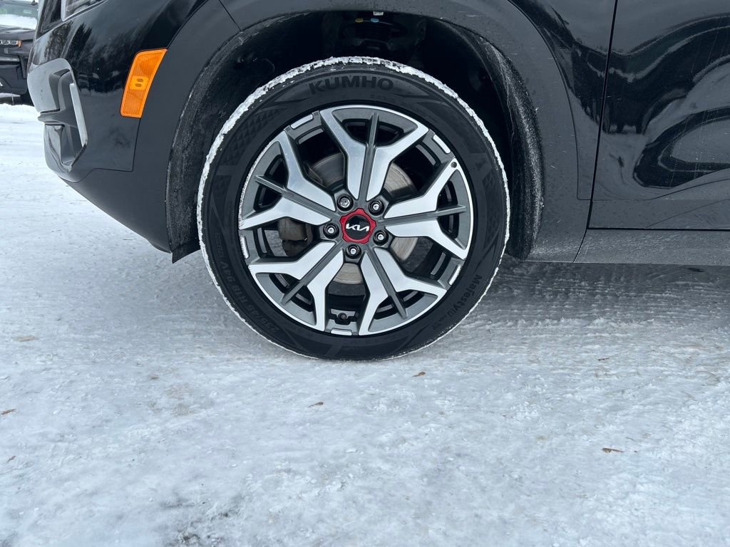 Used 2023 Kia Seltos SX image 12