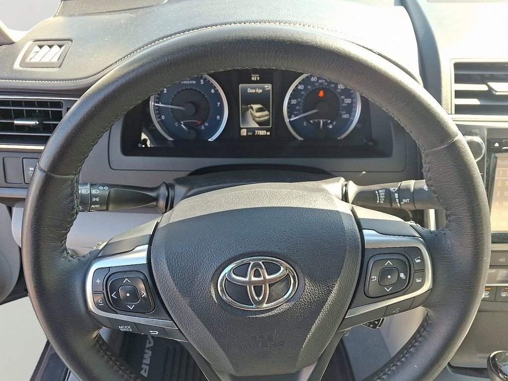 Used 2017 Toyota Camry XLE FWD image 19