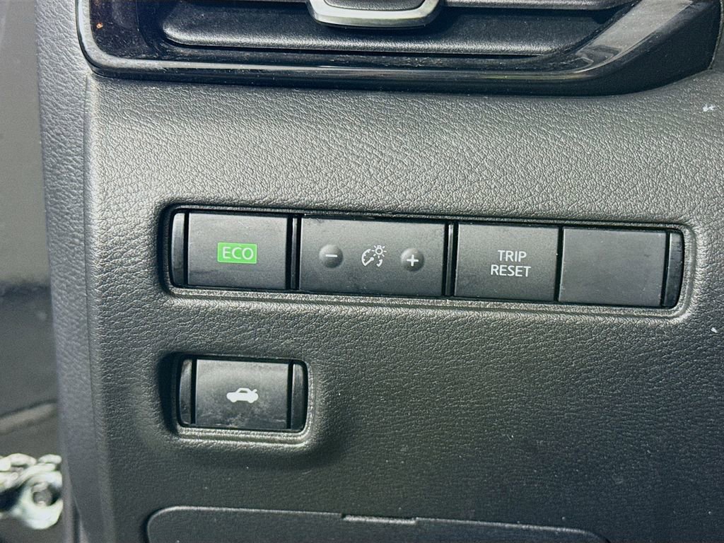 Certified 2024 Nissan Sentra SV image 18