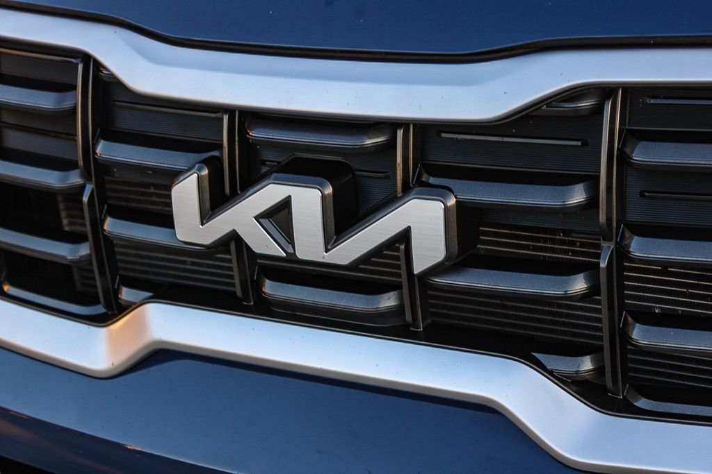 Used 2025 Kia Telluride S image 5